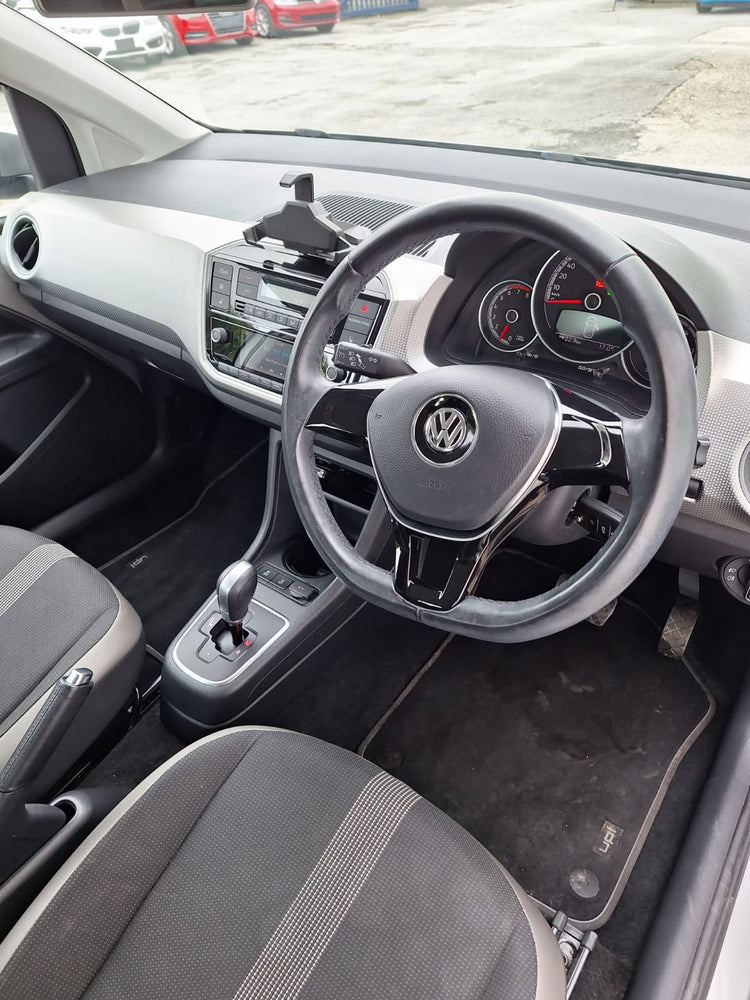 Volkswagen Up High